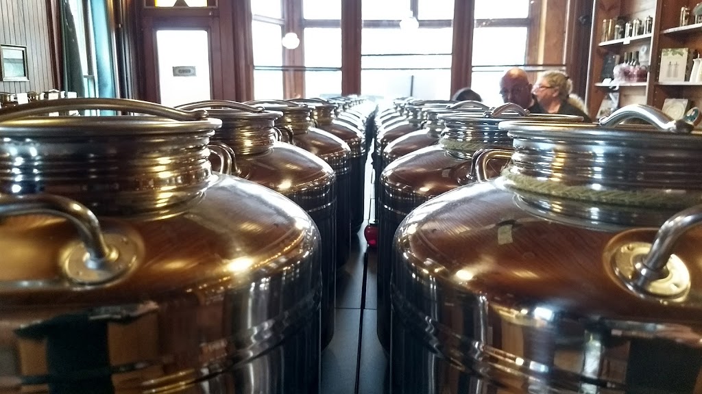 The 1000 Islands Cruet | 226 James St, Clayton, NY 13624, USA | Phone: (315) 767-1064