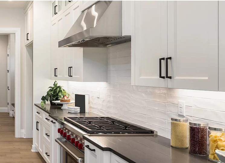 Maggies renovations | 95 Jefferson Rd, Brampton, ON L6S 1W7, Canada | Phone: (647) 786-3557
