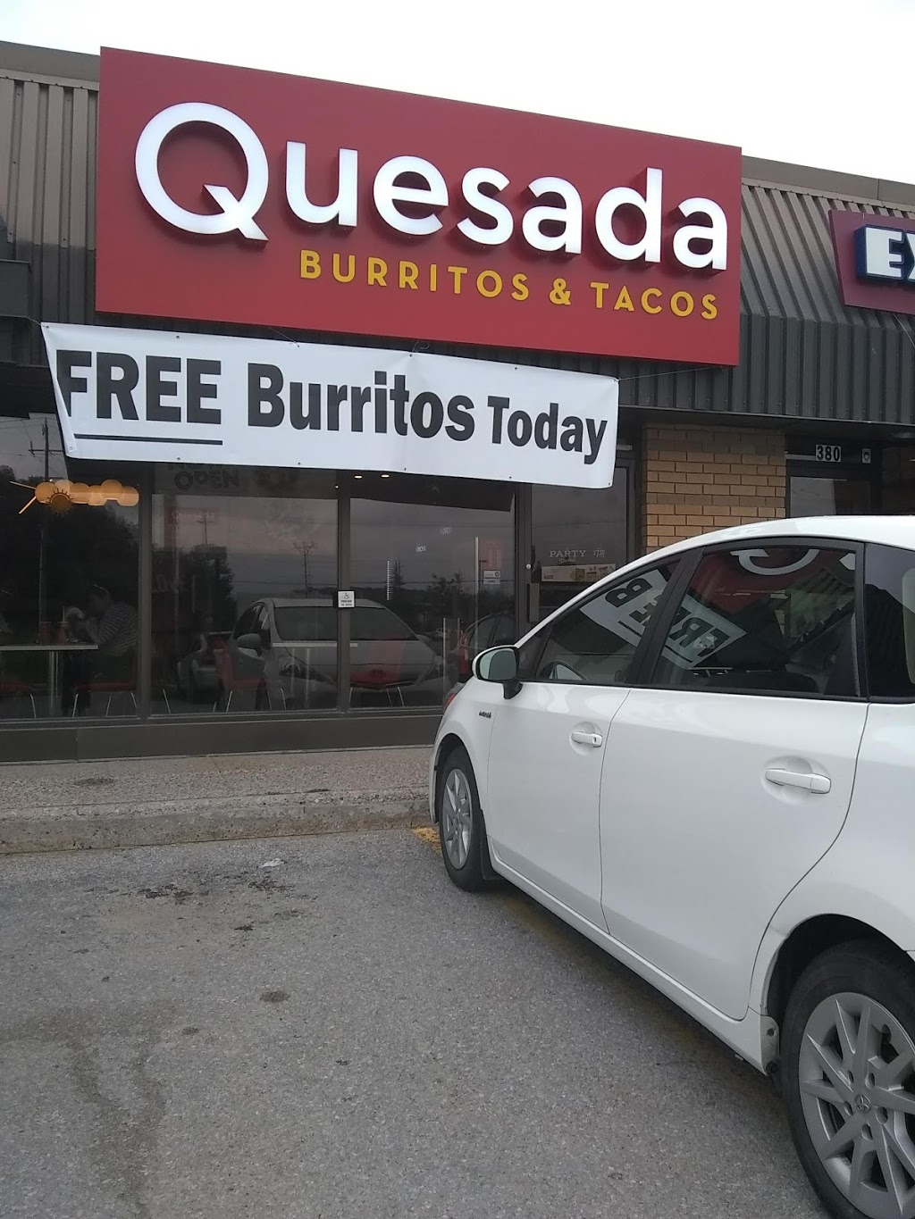 Quesada Burritos & Tacos | 380 Memorial Ave, Orillia, ON L3V 0T7, Canada | Phone: (705) 326-3776