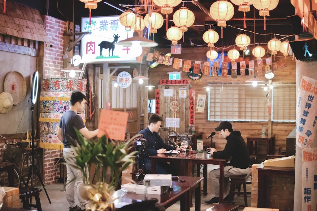 Beyond Story Media | 7338 Gollner Ave, Richmond, BC V6Y 0H8, Canada | Phone: (604) 721-9969