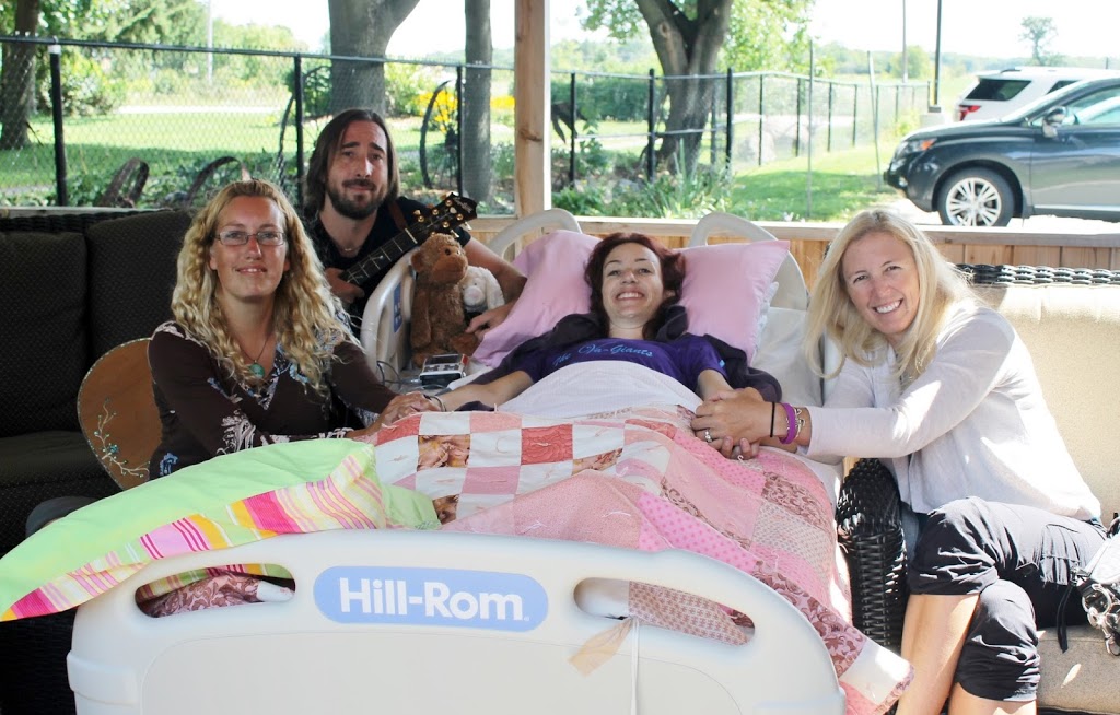 Hospice Simcoe | 336 Penetanguishene Rd, Barrie, ON L4M 7C2, Canada | Phone: (705) 722-5995