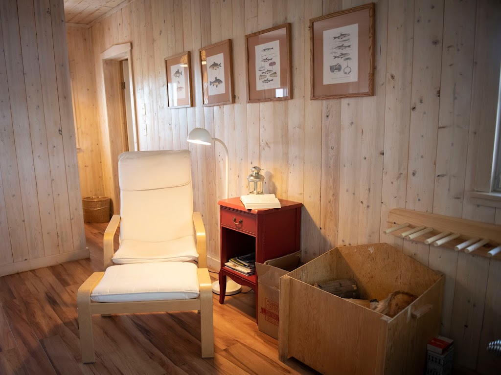 La Corneille | kilomètre 1279 sur la route 138 EST, Baie-Johan-Beetz, QC G0G 1B0, Canada | Phone: (514) 447-6300