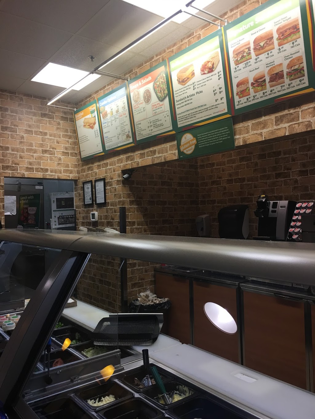 Subway | 15905 Fraser Hwy Suite 103, Surrey, BC V4N 0Y3, Canada | Phone: (604) 597-9488