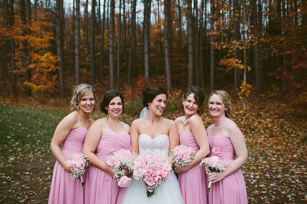 Eleanor Dobbins Photography | Francis Rd, Minden Hills, ON K0M 2K0, Canada | Phone: (705) 306-0250