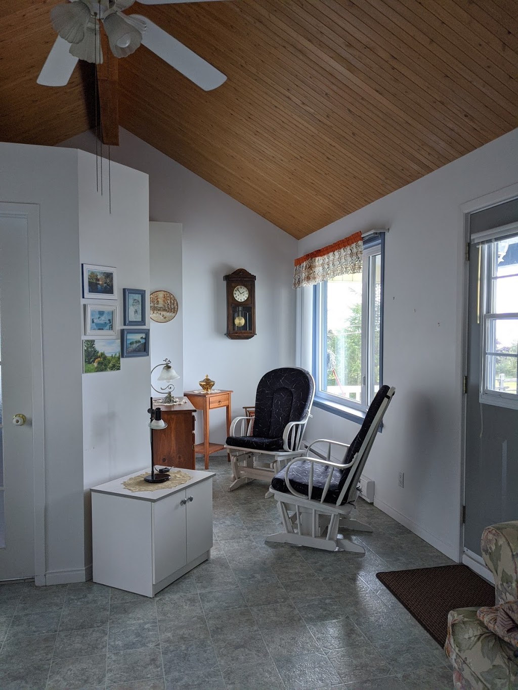 Chalet des Trois Merveilles | 10 Montée Leclerc, Saint-Jean-Port-Joli, QC G0R 3G0, Canada | Phone: (418) 714-1730
