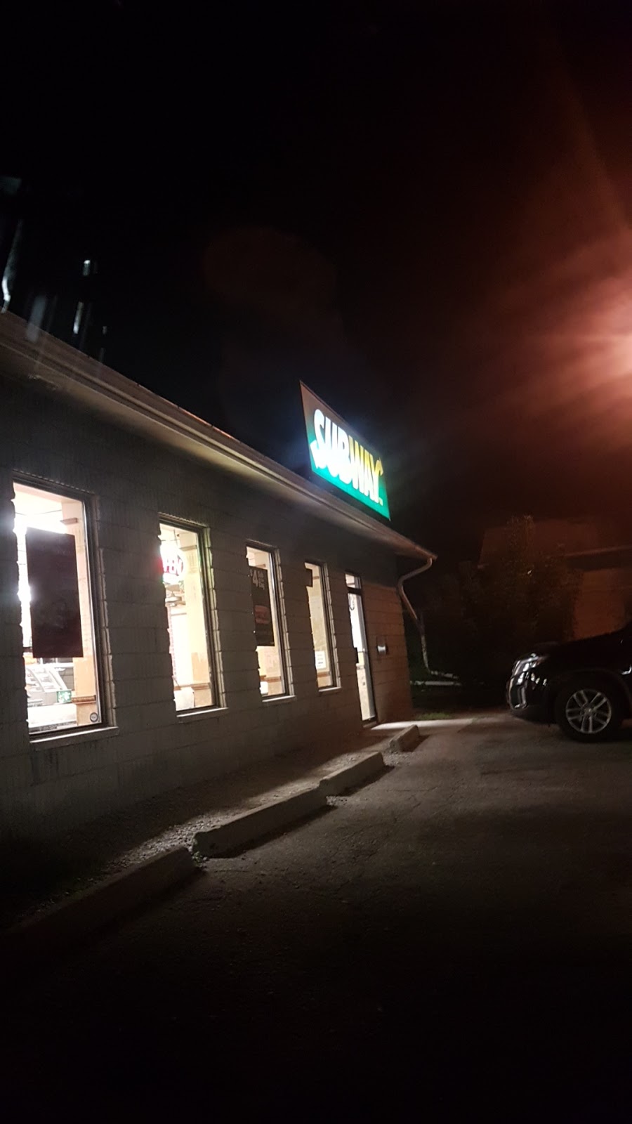 Subway | 271 Grand River St N, Paris, ON N3L 2B9, Canada | Phone: (519) 442-5000