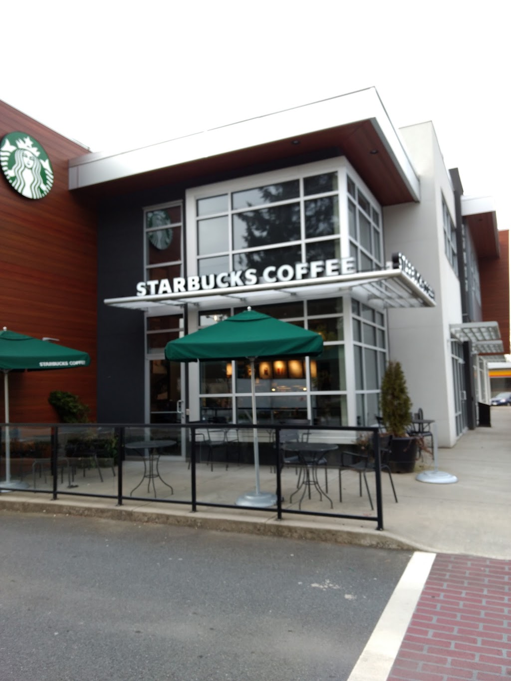 Starbucks | 27617 Fraser Hwy, Abbotsford, BC V4X 1M3, Canada | Phone: (604) 856-3607