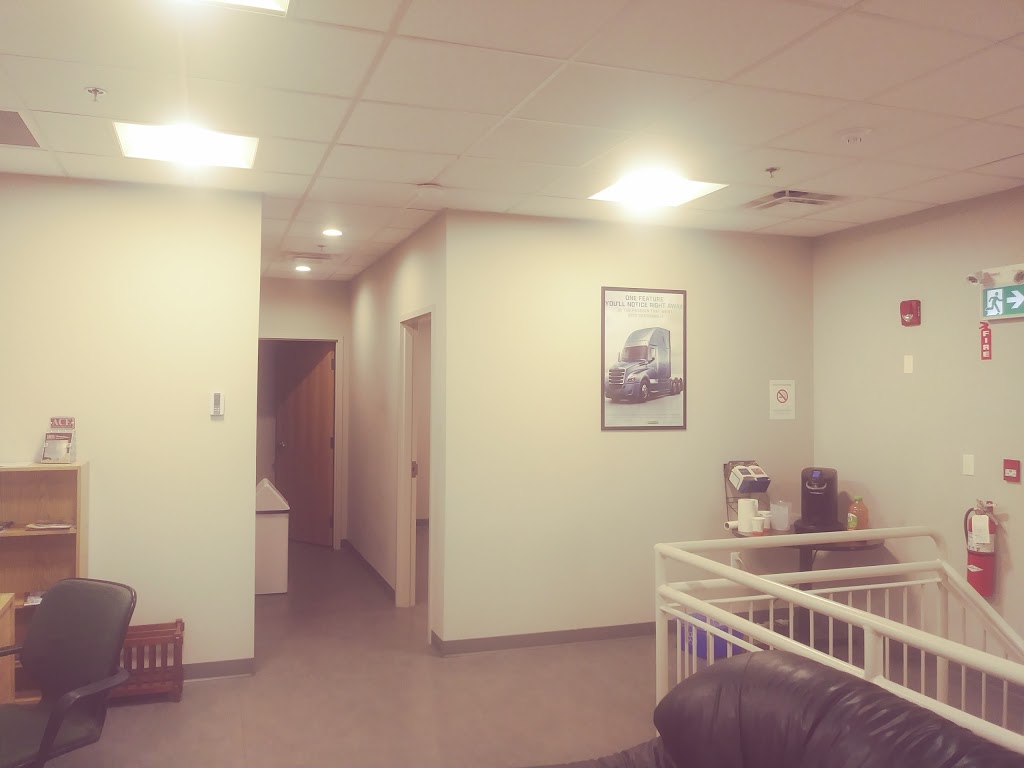 Nova Truck Centres | Dartmouth | 670 Wilkinson Ave, Dartmouth, NS B3B 0H4, Canada | Phone: (902) 468-5900
