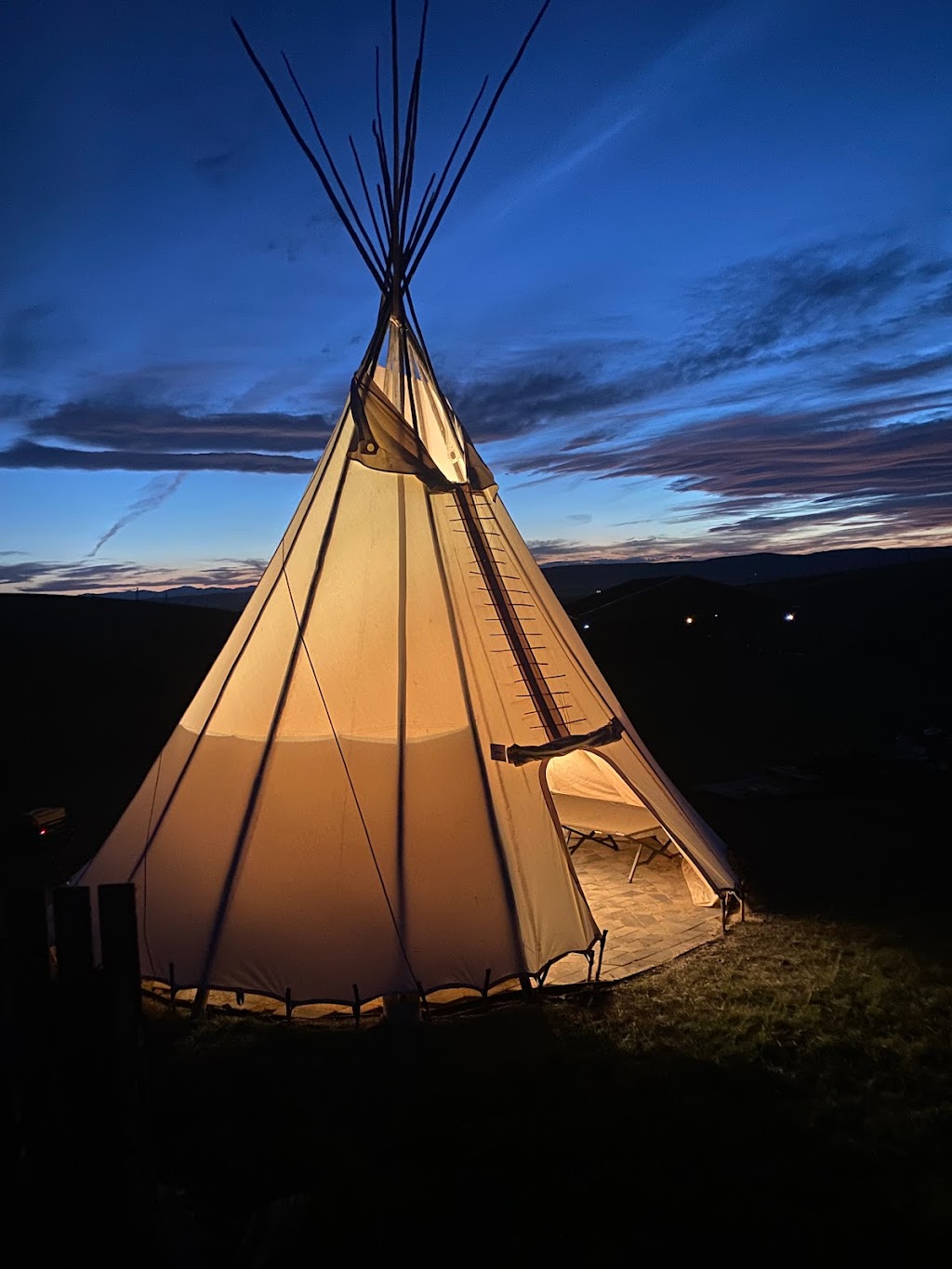 Pale Horse Tipi Camp | SE 1/4 Sec 32 twp7 rge27 w4m, Brocket, AB T0K 0H0, Canada | Phone: (403) 332-3840