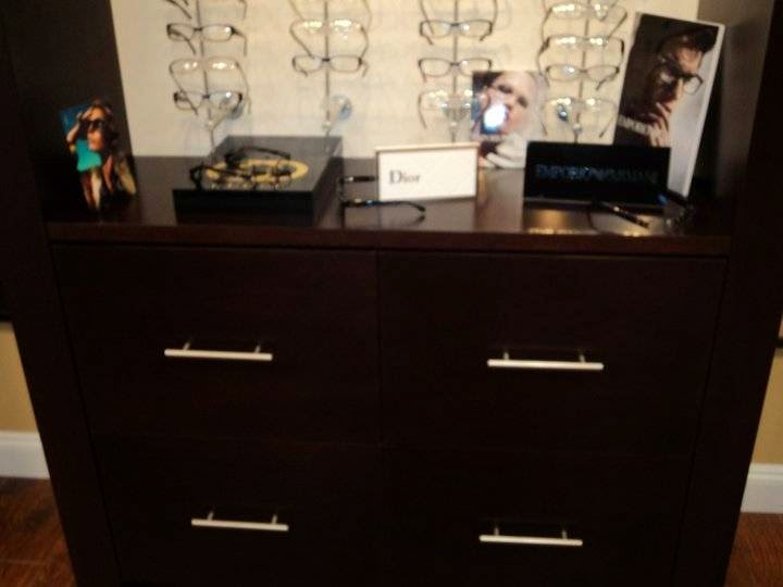 Viva Eye Clinic | 15299 68 Ave #125, Surrey, BC V3S 3L5, Canada | Phone: (778) 218-4104