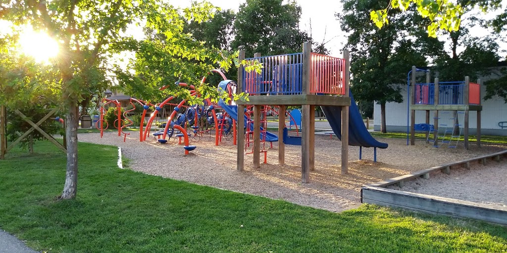 Winkler Elementary School | 284 8 St, Winkler, MB R6W 4C9, Canada | Phone: (204) 325-9501