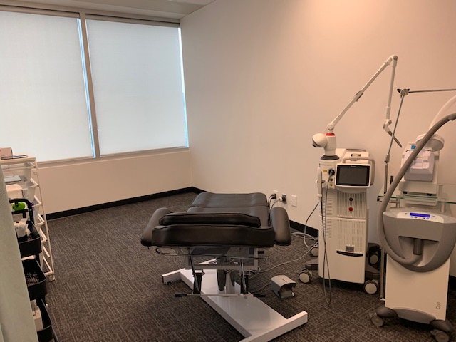 EtoileSkin | 70 Country Hills Landing NW #111, Calgary, AB T3K 2L2, Canada | Phone: (587) 392-0736