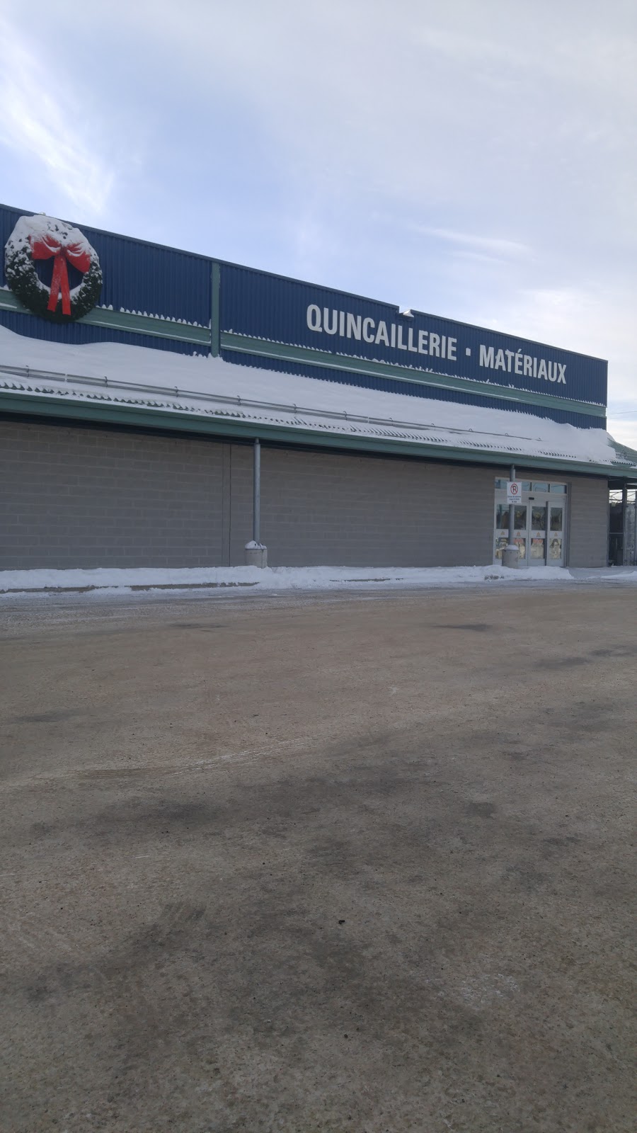 Canac | 3205 Bd du Royaume, Jonquière, QC G7T 0B2, Canada | Phone: (418) 542-3342