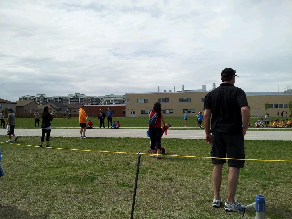 West Kildonan Collegiate | 101 Ridgecrest Ave, Winnipeg, MB R2V 2A6, Canada | Phone: (204) 339-6959
