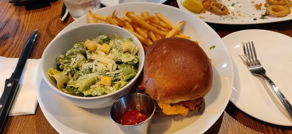 Two Stones Grill | 4949 Canoe Pass Way #1602, Tsawwassen, BC V4M 4G8, Canada | Phone: (778) 630-0470