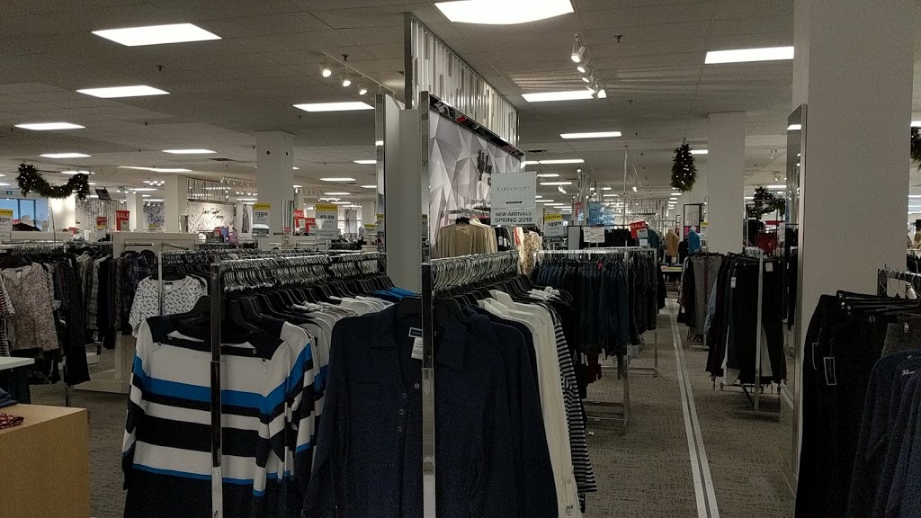 Hudsons Bay | 17600 Yonge St, Newmarket, ON L3Y 4Z1, Canada | Phone: (905) 853-0986