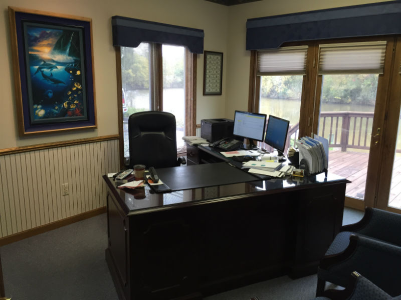 Larry McKay: Allstate Insurance | 975 Fred W Moore Hwy, St Clair, MI 48079, USA | Phone: (810) 329-6600