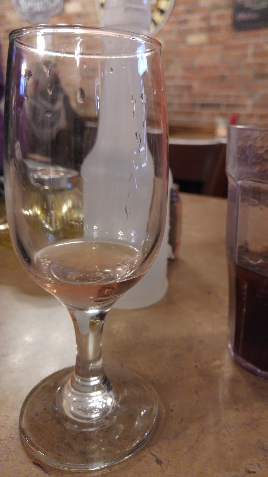 Village Restaurant & Pizzeria | 12 Main St W, Norwich, ON N0J 1P1, Canada | Phone: (519) 863-2813