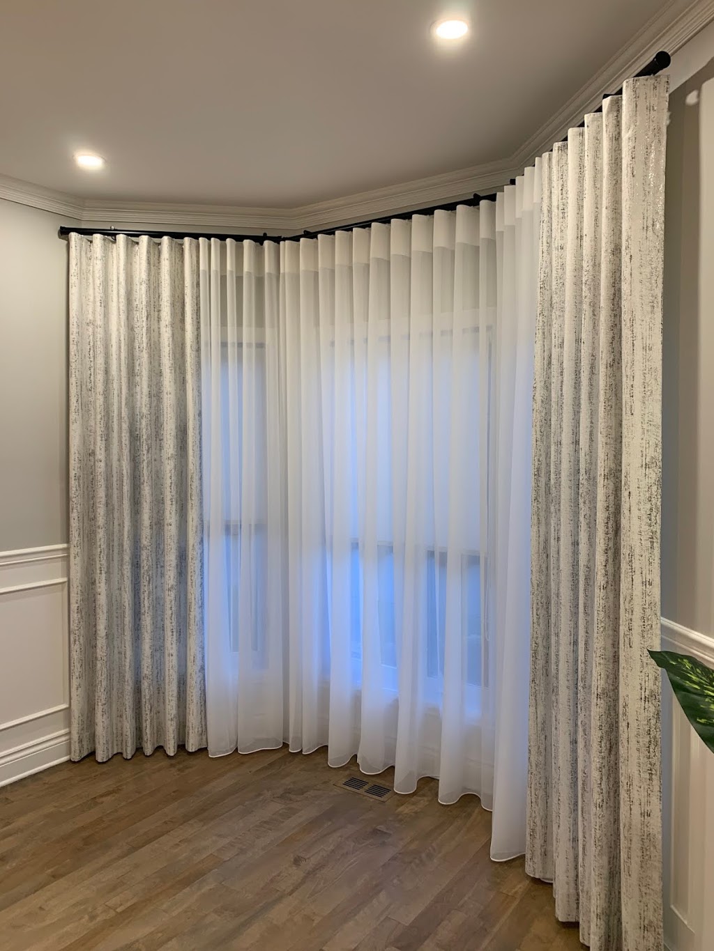 Draperie Normandie | 9200 Rue Edison, Anjou, QC H1J 1T1, Canada | Phone: (514) 324-0247