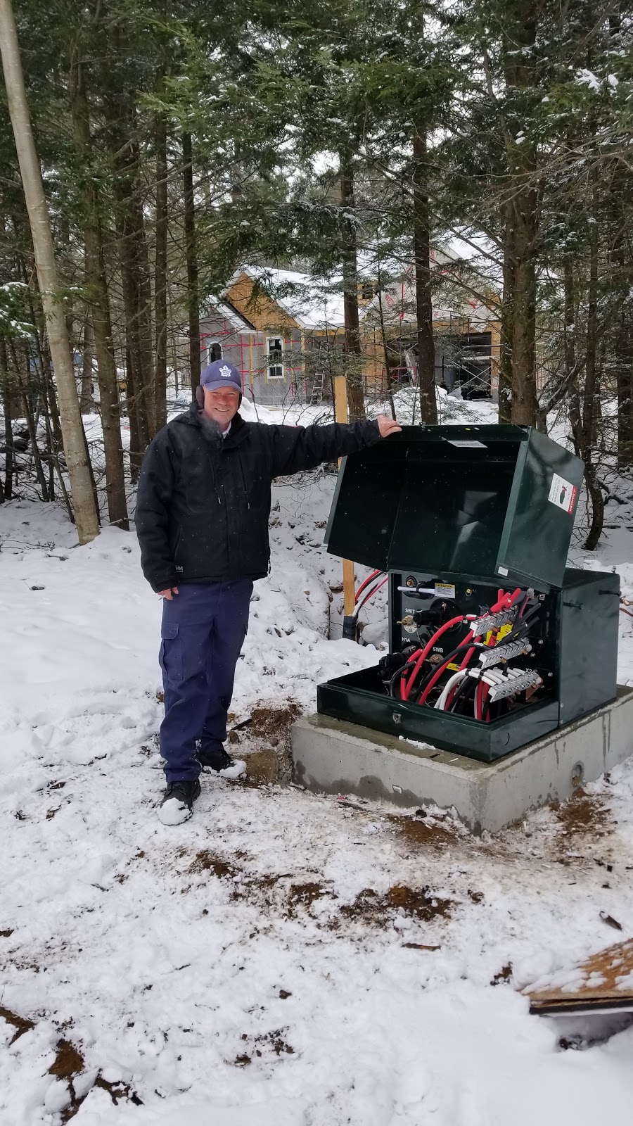 Muskoka Electric | 51 Manominee St, Huntsville, ON P1H 1K8, Canada | Phone: (705) 783-1708