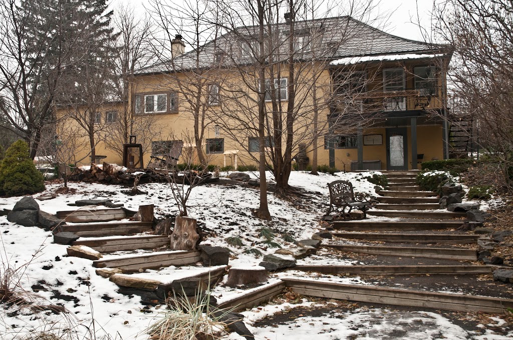 ManoSpa | 731 Boul Alexandre-Taché, Gatineau, QC J9A 3G4, Canada | Phone: (819) 776-6266