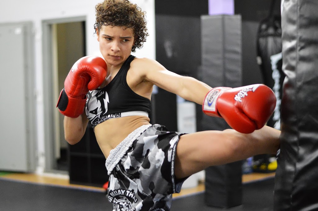 Lotus Fitness and Thai Boxing Inc. | 450 Dufferin St, Toronto, ON M6K 2A5, Canada | Phone: (647) 812-3388