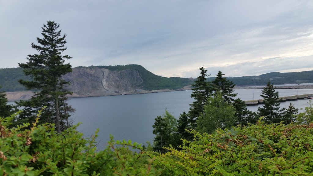 Cape Breton Causeway Inn | 21 Old Victoria Rd, Port Hastings, NS B9A 1L2, Canada | Phone: (902) 625-0460