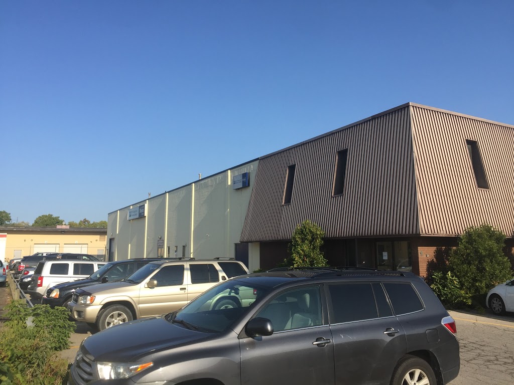 Dulux Paints | 9 Brockley Dr, Hamilton, ON L8E 3C3, Canada | Phone: (905) 578-0591