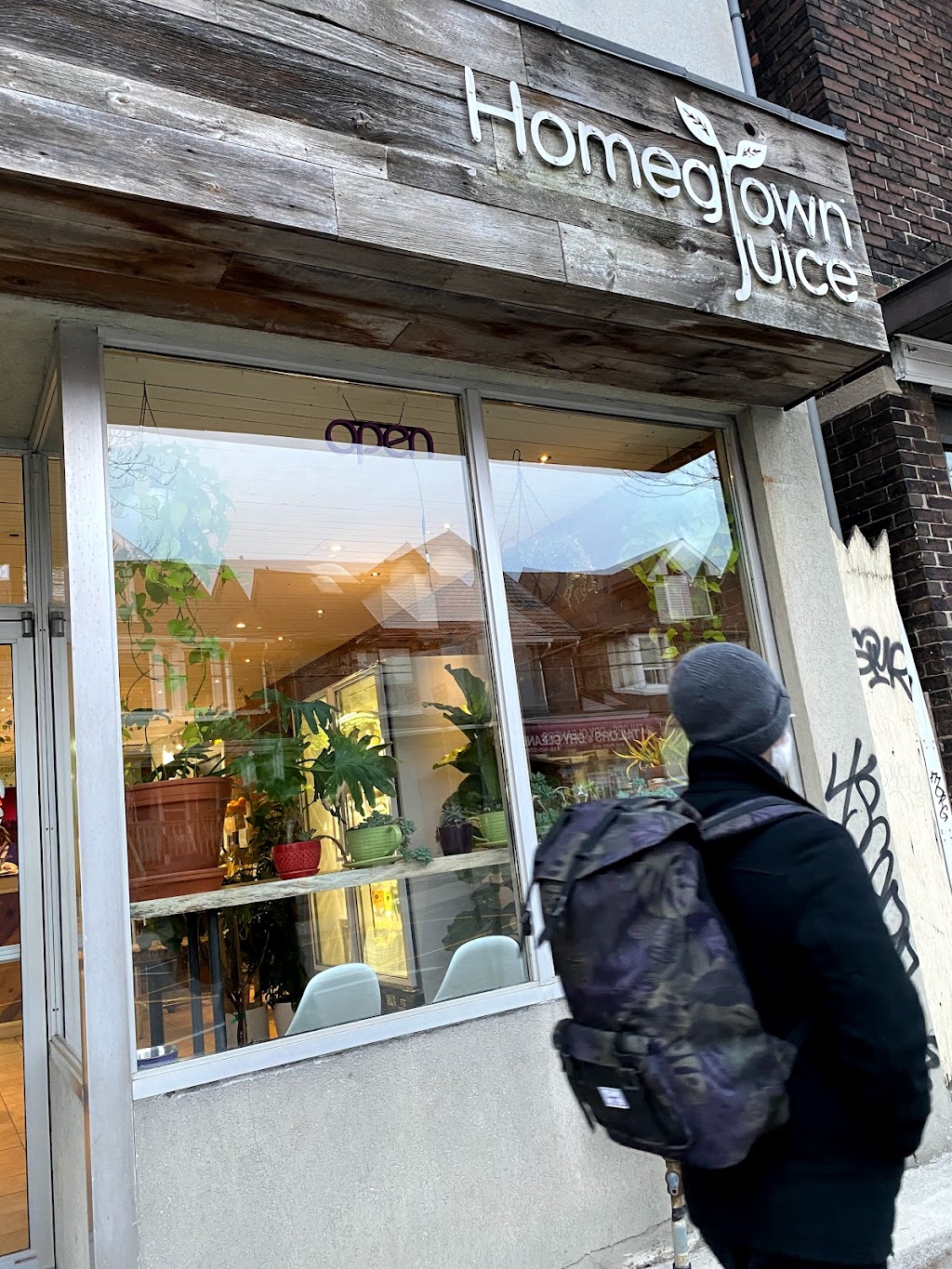 Homegrown Juice | 676 Pape Ave, Toronto, ON M4K 3S5, Canada | Phone: (416) 466-1110