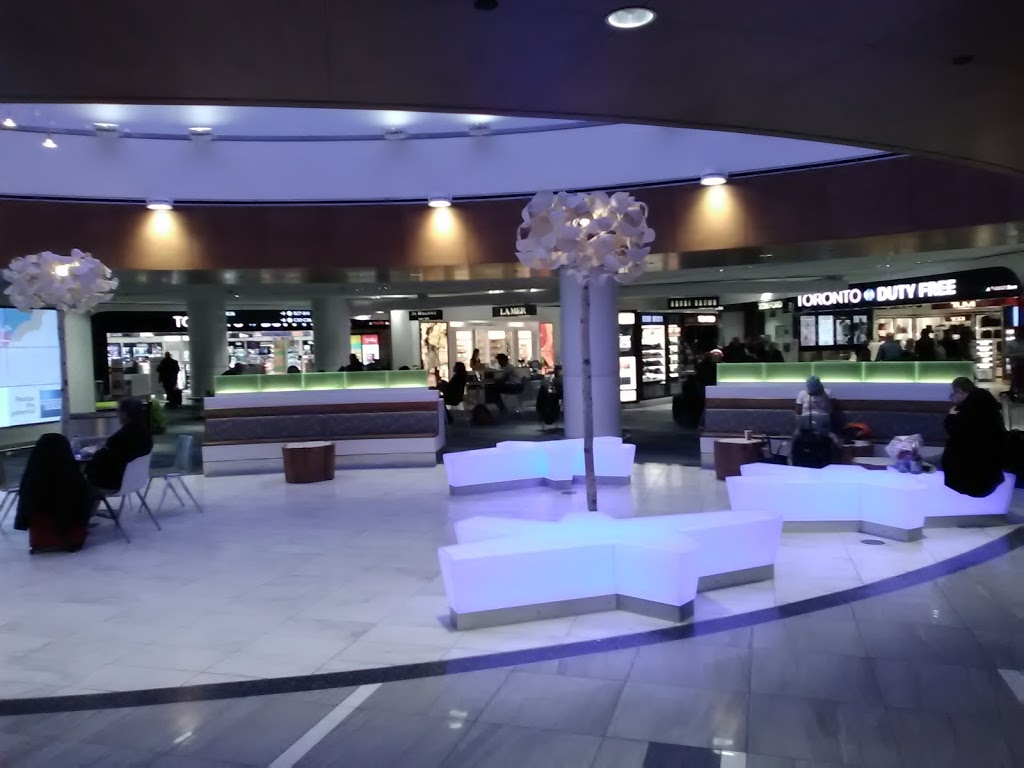 Beerhive | Near Gates 26/27, Terminal 3, Pearson Airport, Mississauga, ON L4W 1S9, Canada | Phone: (866) 508-3558