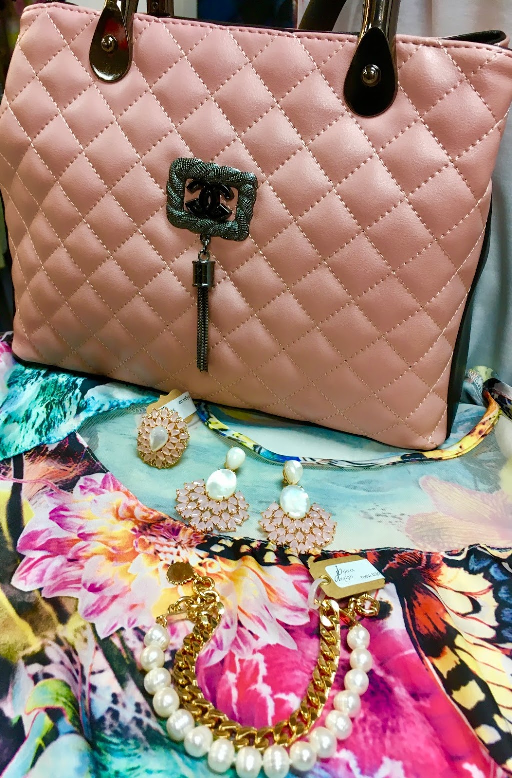 KIMO Fashion | 50 Rue Dufferin, Salaberry-de-Valleyfield, QC J6S 4W4, Canada | Phone: (450) 371-6999