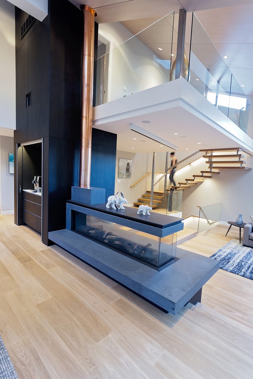 Coast + Oak | 2308 Gondola Way, Whistler, BC V8E 0N2, Canada | Phone: (604) 967-2322