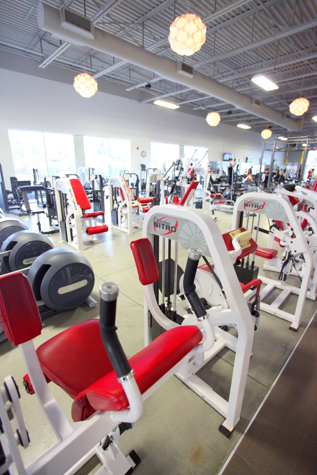 Énergie Cardio | 5975 Boulevard Cousineau, Saint-Hubert, QC J3Y 7P5, Canada | Phone: (450) 656-7080