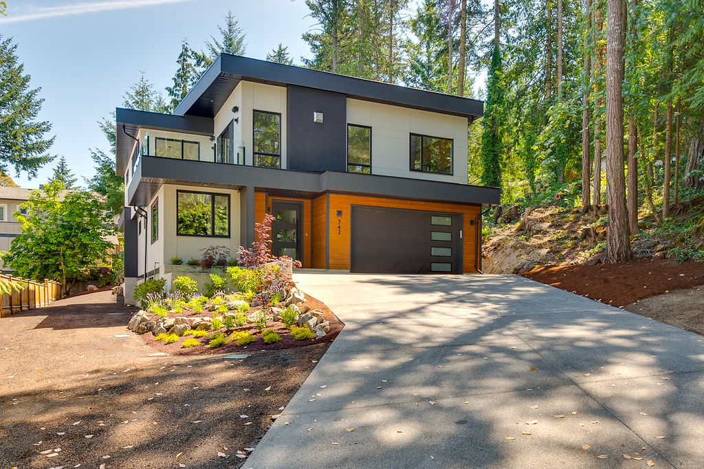 Merge Design Studio Victoria | 2408 Esplanade, Victoria, BC V8R 2W2, Canada | Phone: (778) 966-4944