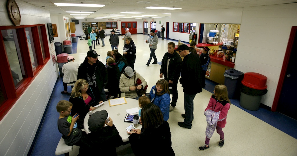 Town of Innisfail Twin Arena | 5804 42 St, Innisfail, AB T4G 1K7, Canada | Phone: (403) 227-2735