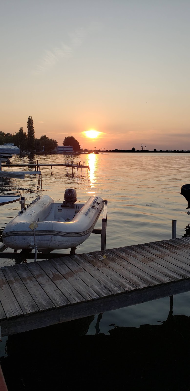 Erieau Yacht Club | 680 Ross Lane, Blenheim, ON N0P 1A0, Canada | Phone: (519) 676-1962