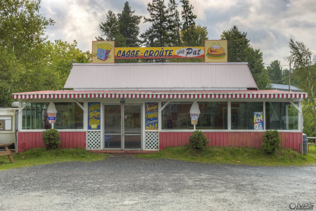 Casse-Croûte Chez Pat | 190 Rue Principale, Saint-Jacques-de-Leeds, QC G0N 1J0, Canada | Phone: (418) 424-3378
