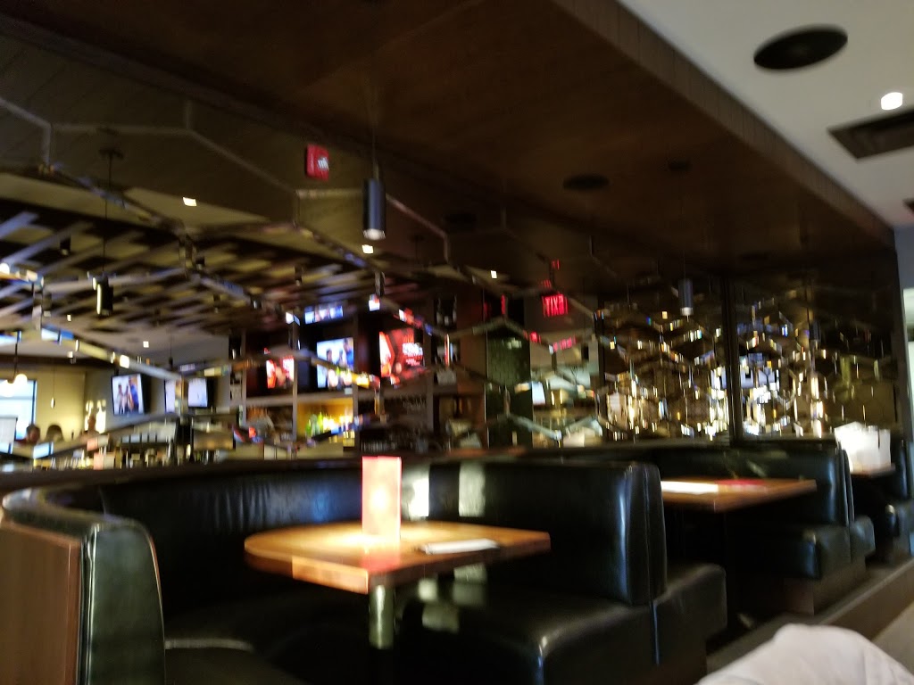 Earls Kitchen + Bar | 1875 Victoria Ave E, Regina, SK S4N 6E6, Canada | Phone: (306) 949-4955