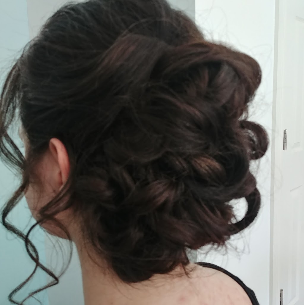 Novella Hair Design | 7 Airycot Cir, Nepean, ON K2J 2L2, Canada | Phone: (613) 294-0634