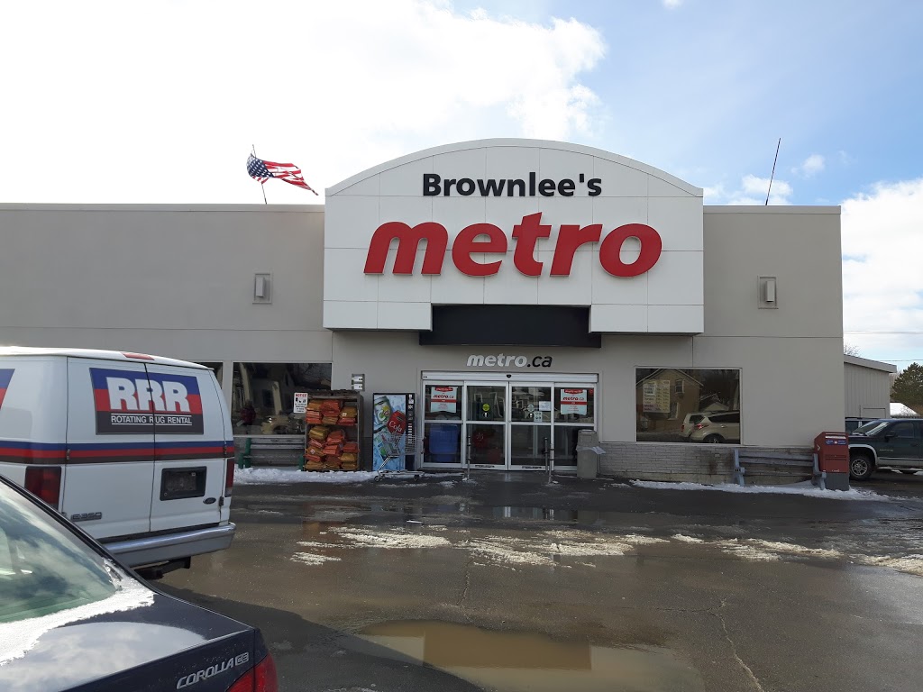 Metro | 50 Wilson St W, Perth, ON K7H 2H4, Canada | Phone: (613) 267-4921