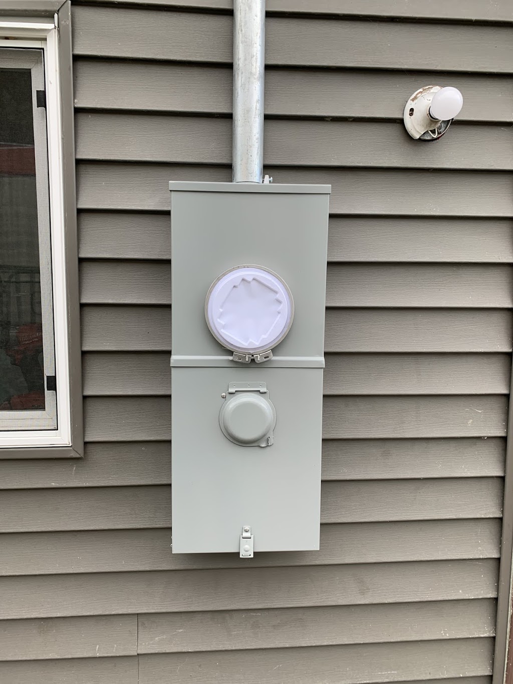 EB ELECTRIC.INC | 350 Barker Rd, Abbotsford, BC V3G 1S5, Canada | Phone: (604) 791-2121