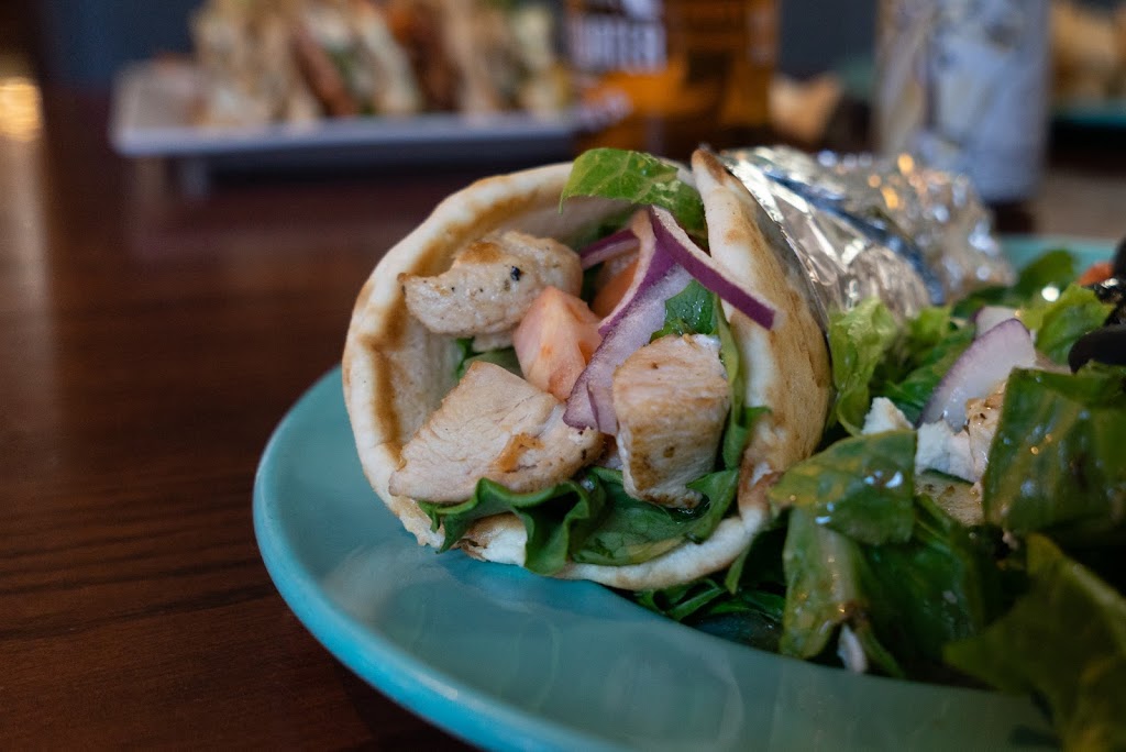 Flamingo Restaurant | 435 OBrien Rd, Renfrew, ON K7V 3Z3, Canada | Phone: (613) 432-5478