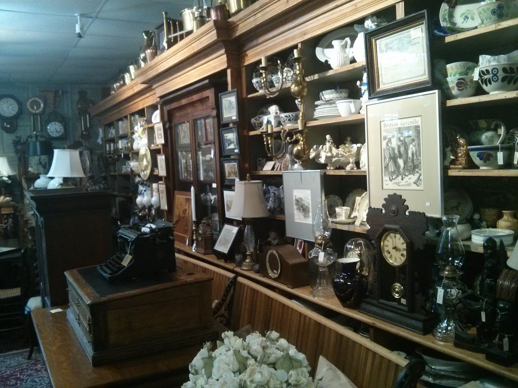 Barriefield Antiques | 242 James St, Kingston, ON K7K 5P5, Canada | Phone: (613) 549-3349