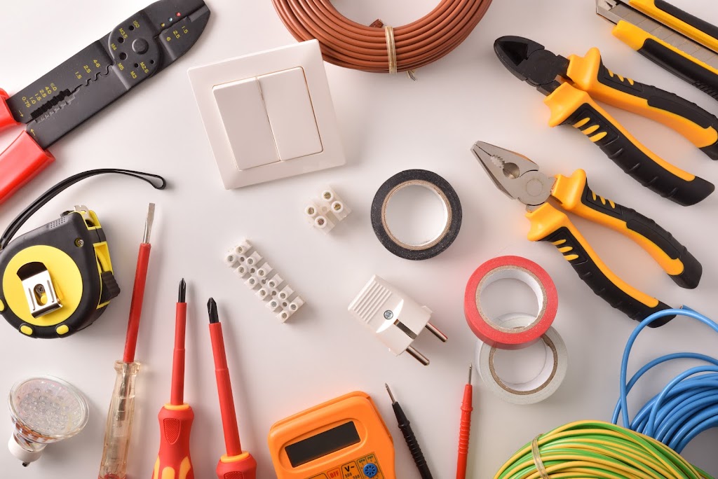 Insta Handyman Services | 4333 21 Ave NW, Edmonton, AB T6L 6L8, Canada | Phone: (780) 203-8989