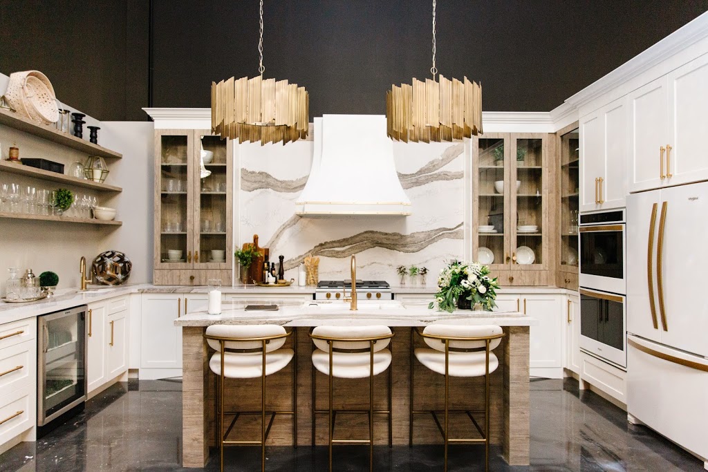 Lev2 Master Cabinetry & Millwork | 900 Farewell St, Oshawa, ON L1H 6N6, Canada | Phone: (905) 240-5382