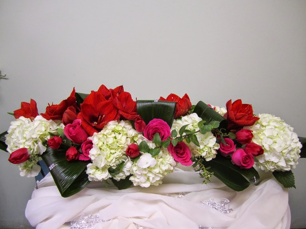 Tulip Florist | 7398 Yonge St, Thornhill, ON L4J 8J2, Canada | Phone: (905) 889-2229
