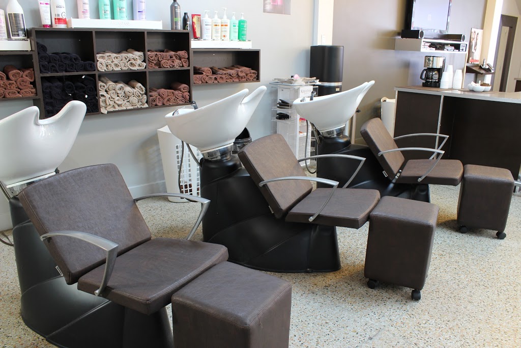 Brunes Platines (Les) | 55 Rue Augusta, Sorel-Tracy, QC J3P 1A4, Canada | Phone: (450) 743-3322