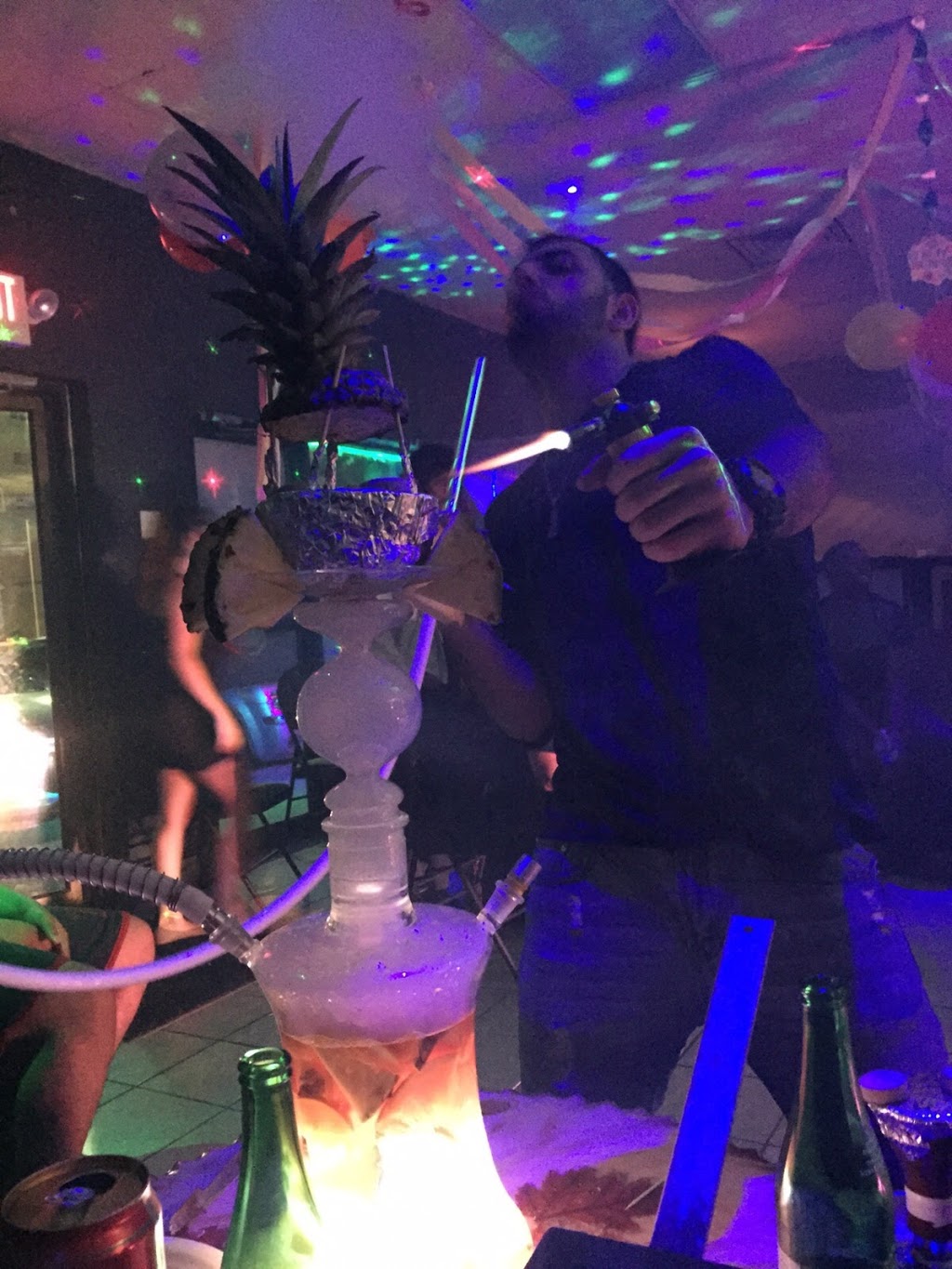 Double Apple Cafe & Shisha Lounge | 1251 Simcoe St N #4, Oshawa, ON L1G 4X1, Canada | Phone: (905) 725-3225