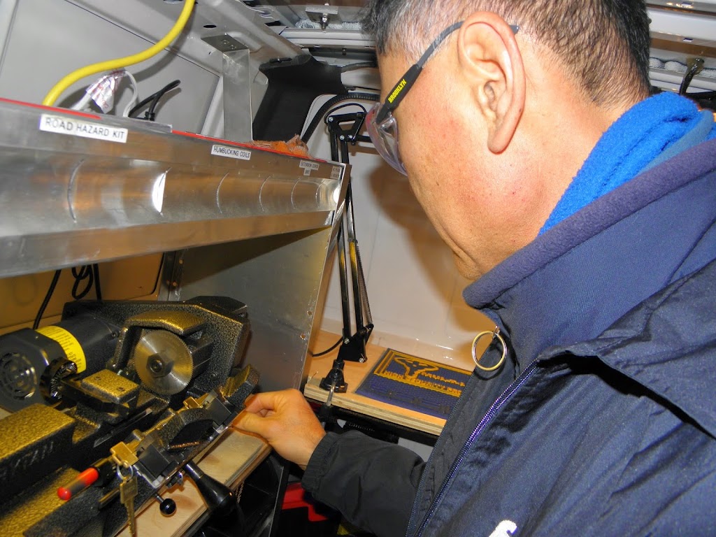 FMI Professional Locksmiths | 2316 Maunsell Dr NE, Calgary, AB T2E 6A2, Canada | Phone: (403) 909-0089