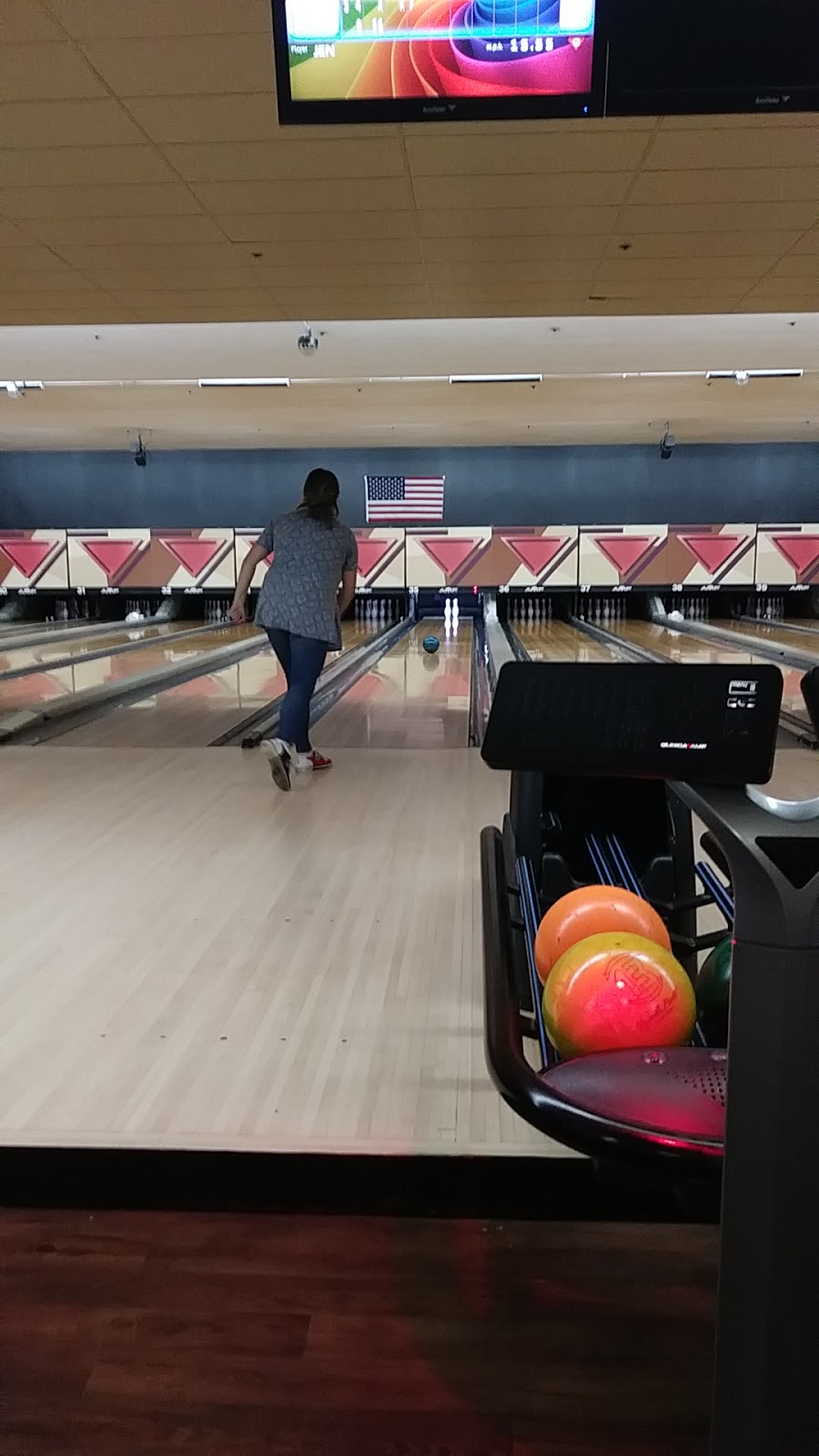 AMF Airport Lanes | 3754 Genesee St, Cheektowaga, NY 14225, USA | Phone: (716) 632-0655
